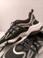 Adidas Herren-Sneaker, Größe 40, in sehr gutem Zustand Baden-Württemberg - Langenau Vorschau