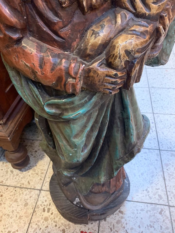 Große Skulptur Holz Maria grob Geschnitzt 107cm in Bonn