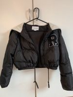 Übergangsjacke College Bomber cropped Urban Revivo Nordrhein-Westfalen - Arnsberg Vorschau