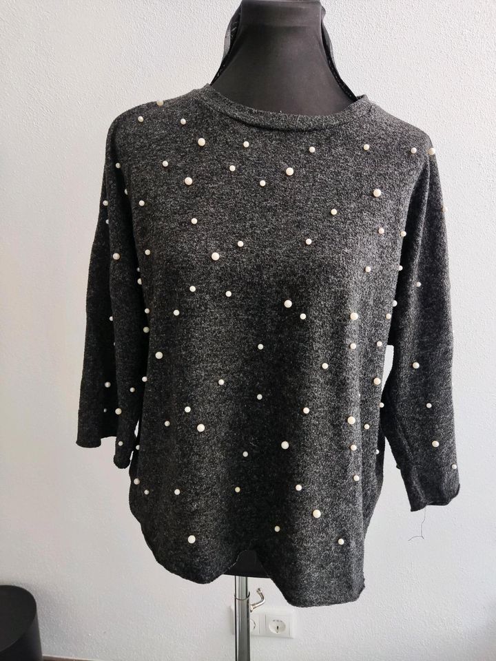 Damen Oberteil Top Pulli Zara mit Steinchen grau L kurzarm in München