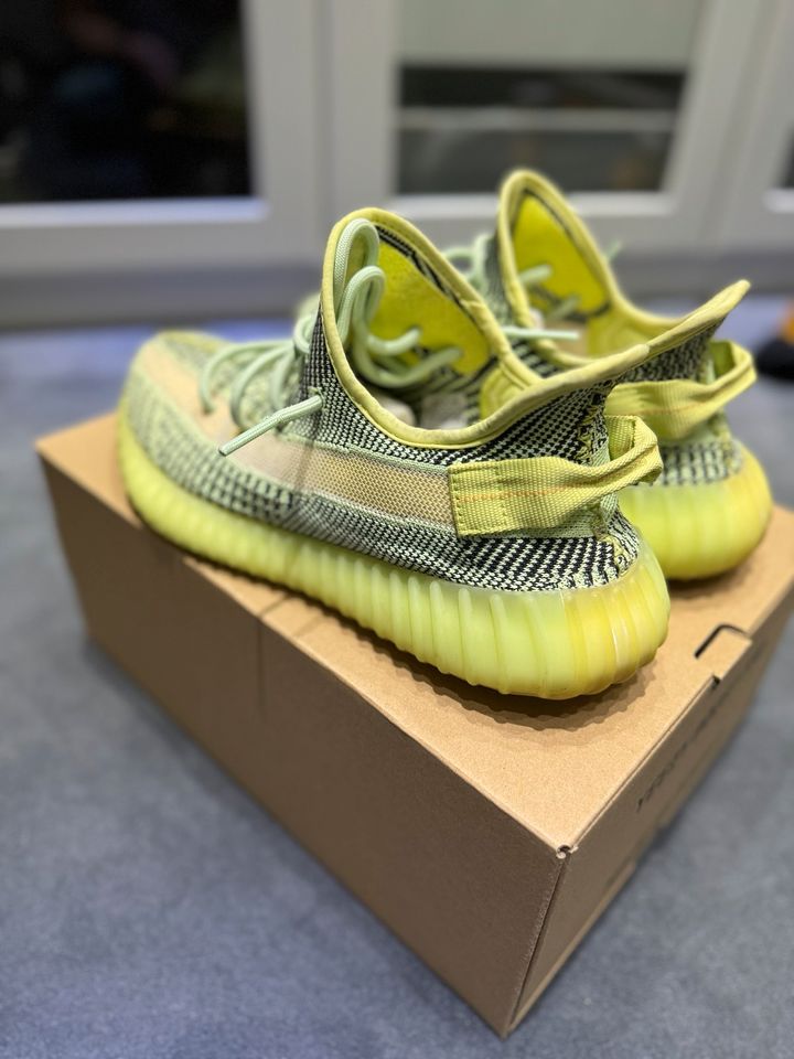 Adidas Yeezy 350 V2 Yeezreel Gr.44 in Wolfenbüttel