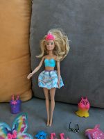 Barbie mit verschiedenem Zubehör Bayern - Untermeitingen Vorschau