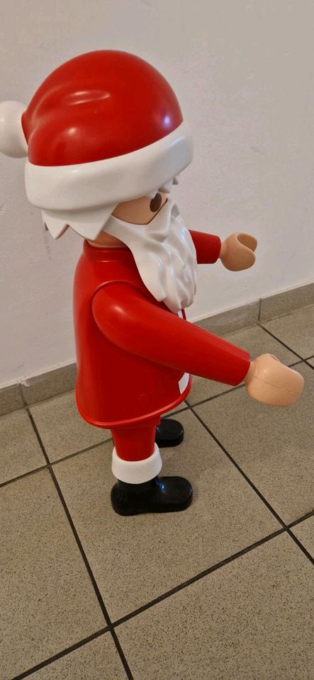 Playmobil XXL Weihnachtsmann in Hachenburg