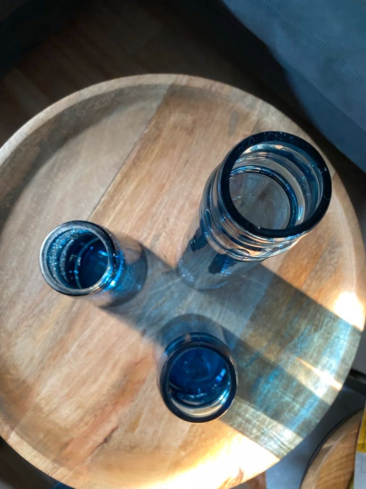 3 blaue Vasen aus Glas, Handarbeit in Duisburg