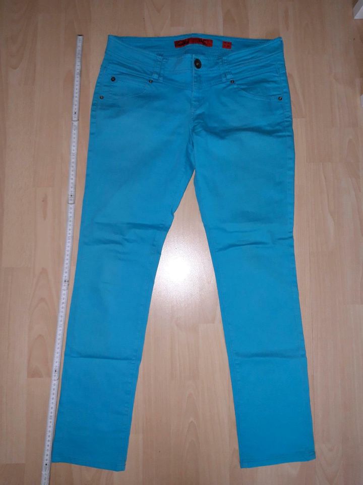 Jeans QS by s. Oliver Catie 40 Länge 32 in Arnstein