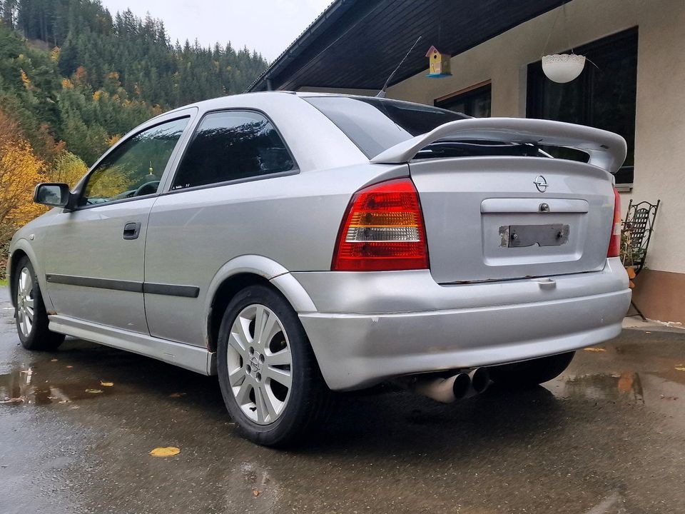 Opel Astra G Edition 2000 1.6 16v Schlachten herrichten in Nordhalben