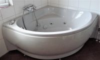 Eckwirlpoolbadewanne  130x130 Schleswig-Holstein - Handewitt Vorschau