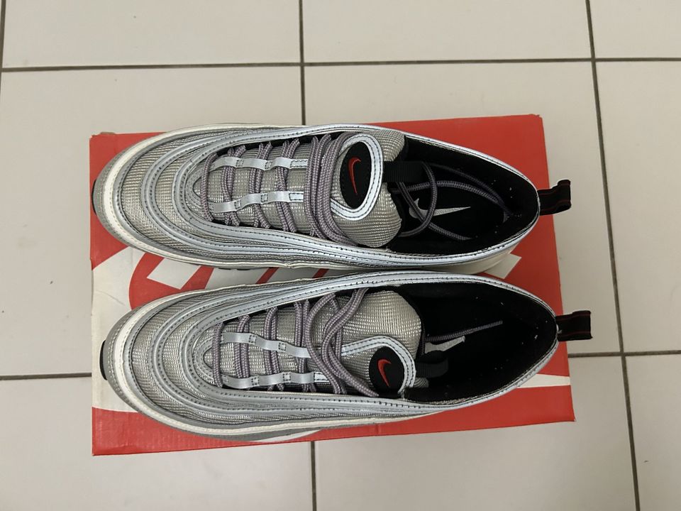 Nike Air Max 97 Silver Bullet, NEU in 42,5 in Mainz