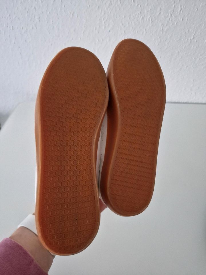 Damen Schnürschuhe Halbschuhe gr. 40 neu in Schwerin