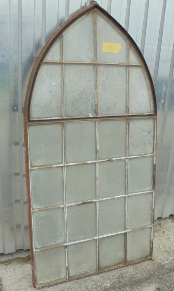 Stahlfenster, Gussfenster, Spitzbogen, Gotikbogen,  82 x156cm in Schorfheide