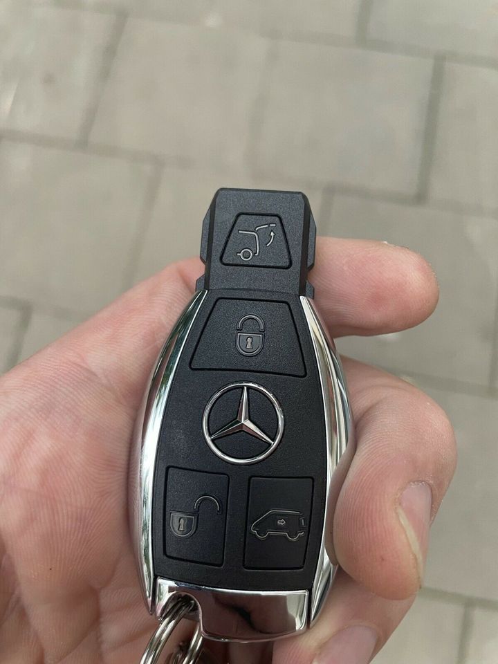 Autoschlüssel Nachmachen Hamburg ✓ Verkauf ✓ Auto Schlüssel ✓ OPEL BMW VW  MERCEDES FORD in Hamburg-Nord - Hamburg Barmbek, Auto-Reparaturen und  Dienstleistungen