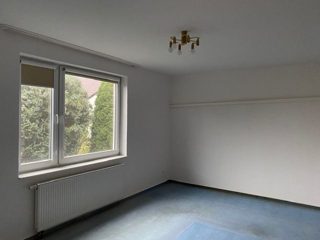 Garten sucht Familie - EFH mit 3 Garagen in  Braunsch.-Watenbüttel. in Braunschweig
