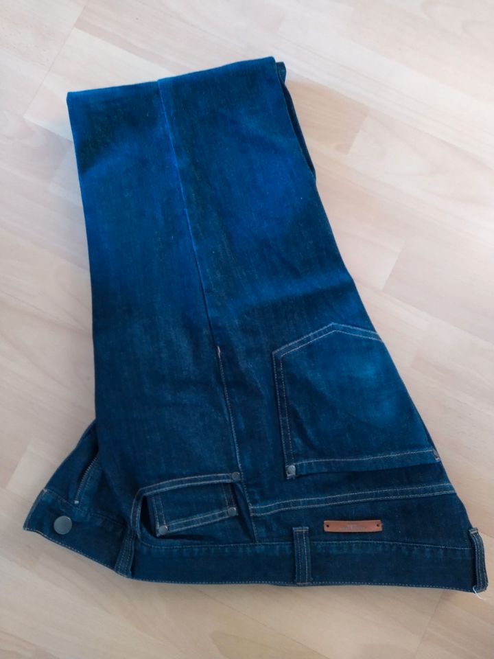 Jeans Nature Trail Regular Gr.50 ungetragen statt 39.90 TOP Sale in Wolfenbüttel