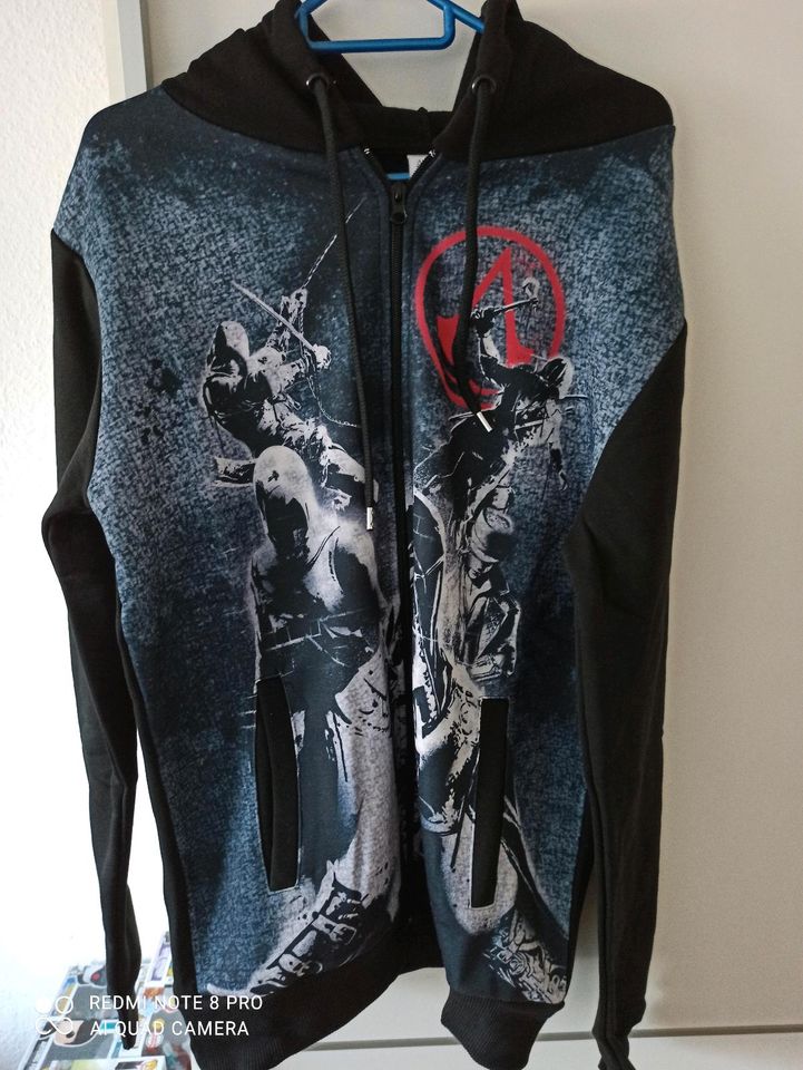 Ubisoft Assassins Creed Hoodie Größe M in Oberhausen