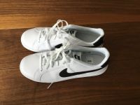 Sportschuhe  ** Sneaker * Nike Court royal Bonn - Röttgen Vorschau