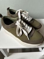 Sneaker mit Plateau von Zara Gr. 36 Bayern - Ebersberg Vorschau