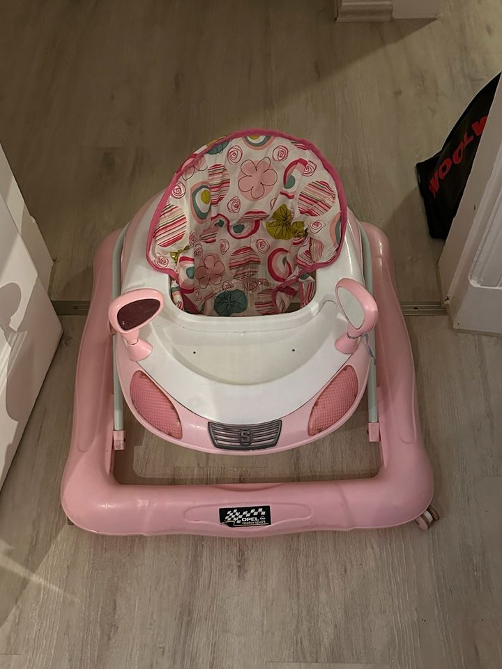 Lauflernhilfe Babywalker in Glückstadt