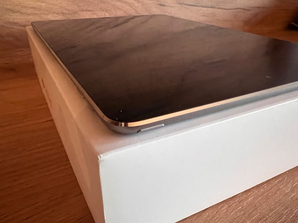 iPad Air 2 - 16 GB - sehr guter Zustand in Zwenkau