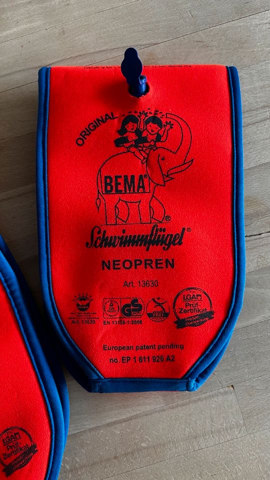 BEMA Neopren Schwimmflügel von 11-30 kg in Dortmund