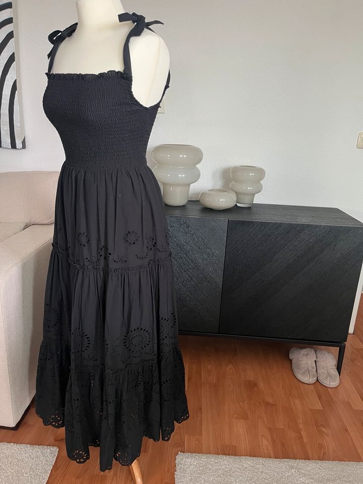 Zara mango maxikleid Lochstickerei 36 neu in Hamburg