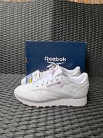 Reebok Sneaker, leichte Sportschuhe, Schuhe in weiß Wuppertal - Oberbarmen Vorschau