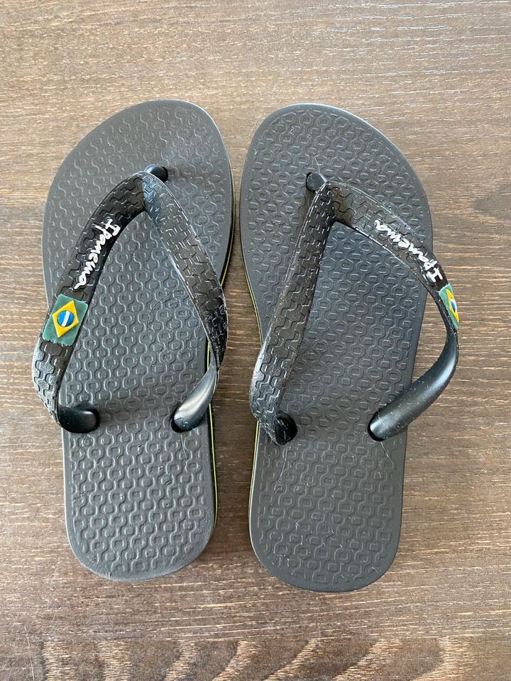 Flipflops in 29 in Kleinwallstadt