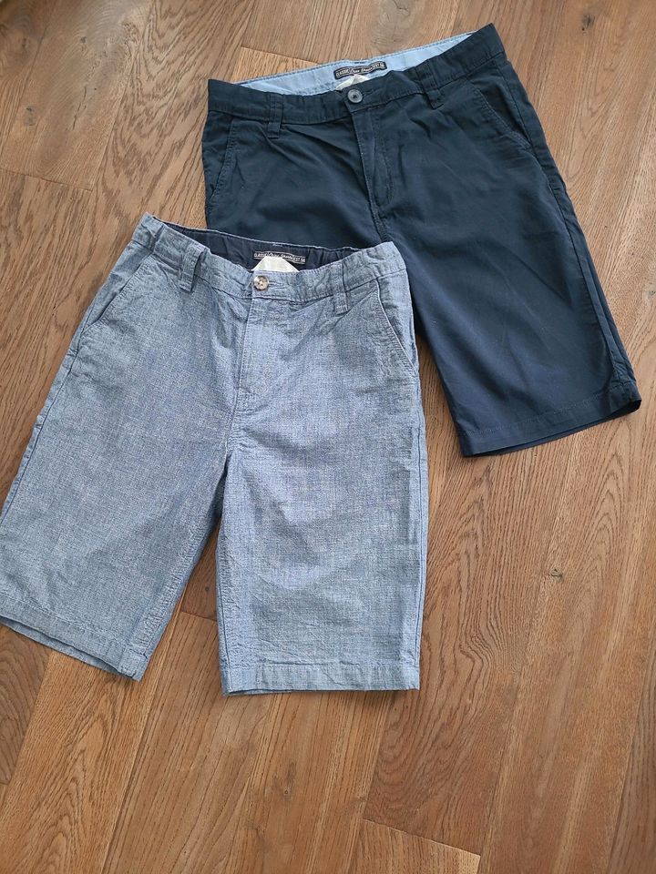 2 Shorts H&M, Gr. 158 in Trier