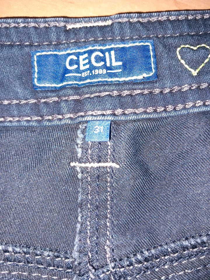 Cecil Toronto 7/8 Jeans Gr. 38 in Bochum