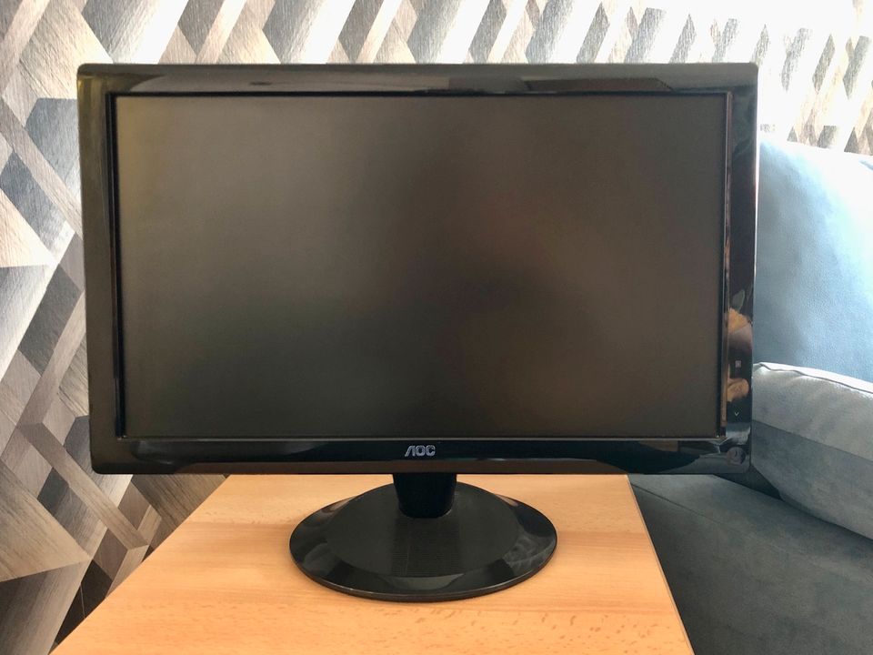 AOC 2236VWA 55 cm (21,5 Zoll) 16:9 LCD PC Monitor - Schwarz in Karlstein