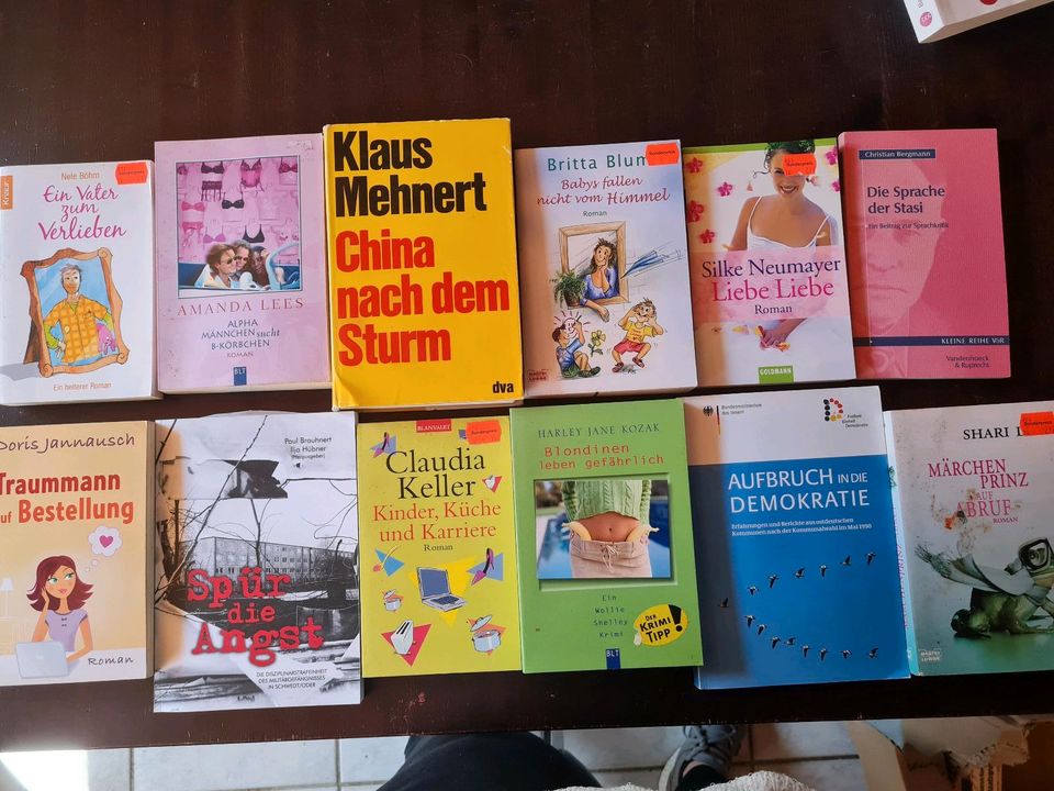 Viele Verschiedene Bücher in Ribnitz-Damgarten