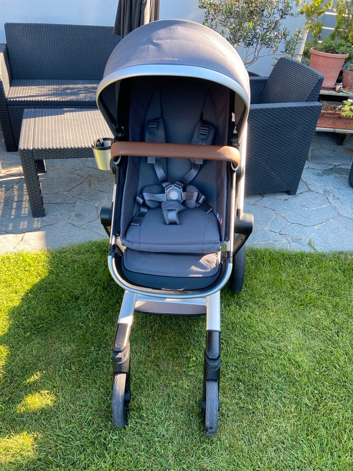 Joolz day 3 Kinderwagen, neuwertig! mit Zubehör in Haibach Unterfr.