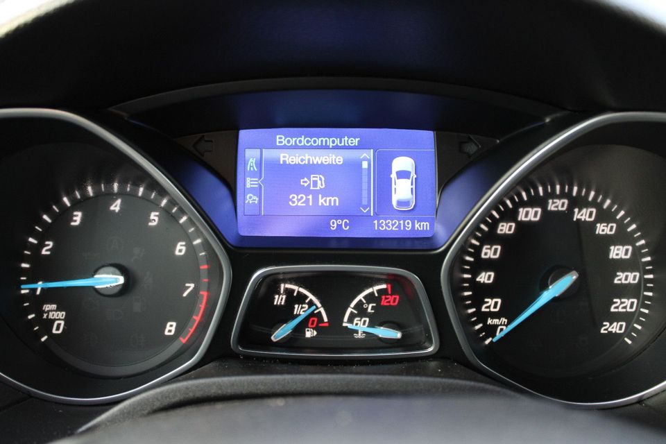 Ford Focus 1.0 EB Klima.Navi.Shz.Pdc.+Tüv 11.2024 in Krumbach Schwaben