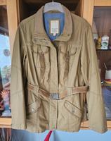 Esprit Jacke mit Gr 44 angeben, fällt aber Gr 42 aus Köln - Köln Merheim Vorschau