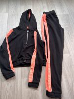 Mädchenpaket Jogginghose mit Hoodie  152/158 Altona - Hamburg Osdorf Vorschau