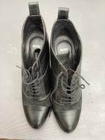 Hugo Boss Stiefeletten gebr. Gr. 39 1/2 Nordfriesland - Husum Vorschau