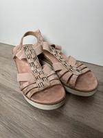 Rieker Sandalen Roségold 39 Plateau Sommer Schuhe rosa Damen Saarland - Völklingen Vorschau
