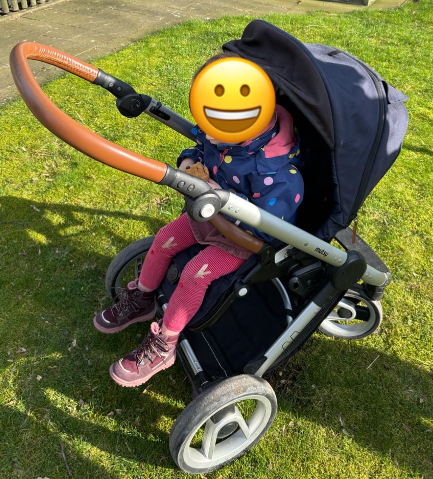 Kinderwagen Mutsy Evo mit viel Zubehör in Osnabrück