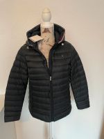 Tommy Hilfiger leichte Daunenjacke L schwarz, ungetragen, neu OVP Nordrhein-Westfalen - Unna Vorschau