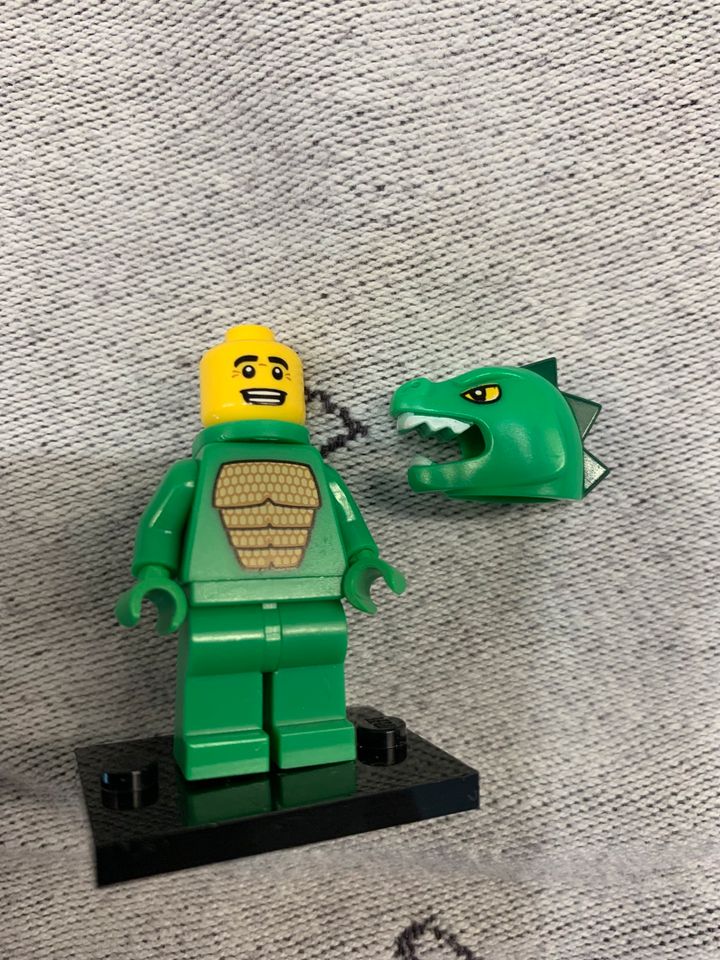 Lego Minifigurenserie 5 8805 Lizard Man in Brüggen