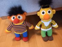 Kuscheltiere Ernie und Bert Niedersachsen - Hameln Vorschau