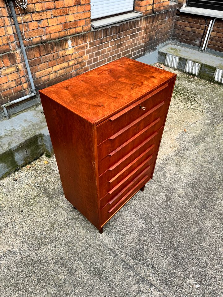 ◤ Teak schubladenkommode anrichte Schlafzimmer mid Century Kommode danish Design 1960er Vintage Retro Dänisch Schrank Wäsche in Berlin