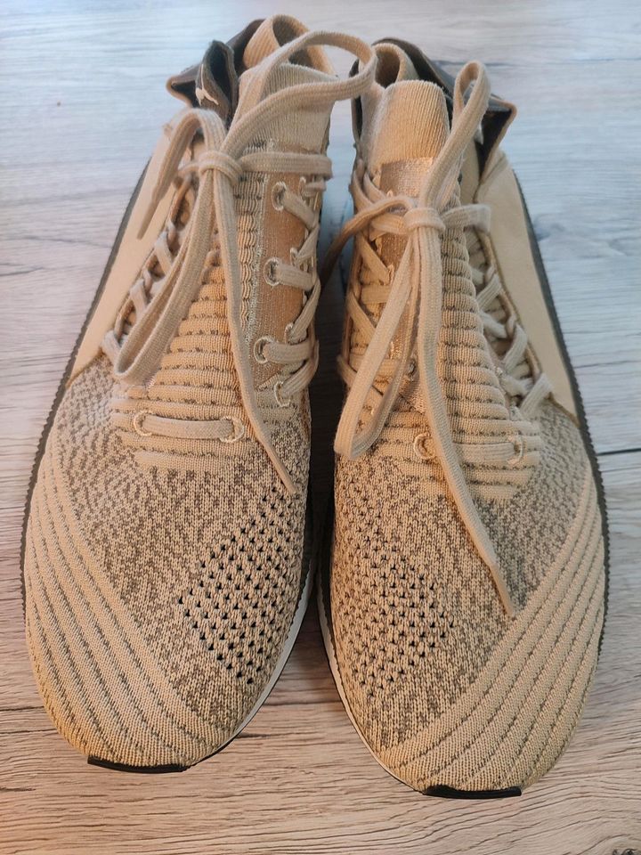 Puma Herren Sneaker Schuhe Gr. 42 beige in Berlstedt