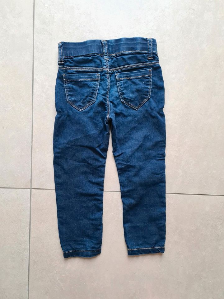 Jeans in Größe 98 in Baesweiler