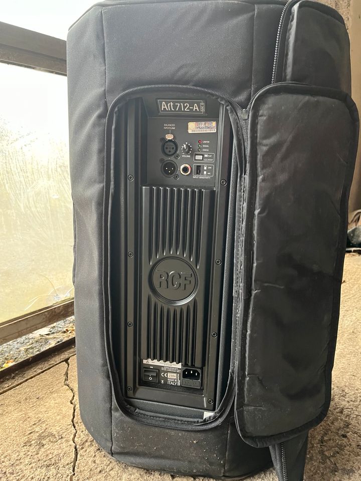 RCF Art 712-A MK2 700 Watt, inkl Originaltasche, top Zustand in Grasberg