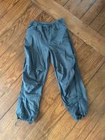 Fallschirm Hose grau Größe XS 34/36 S Divided H&M neuwertig Schleswig-Holstein - Lübeck Vorschau