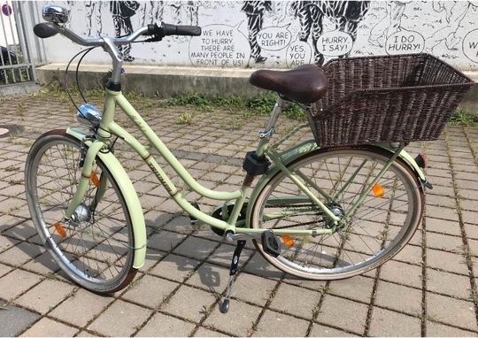 Triumph Alu Classic 7 Citybike Damenfahrrad hellgrün in Frankfurt am Main