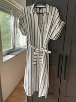 Maxikleid mit Knöpfen Gr. 40 - ungetragen! Bayern - Aiterhofen Vorschau