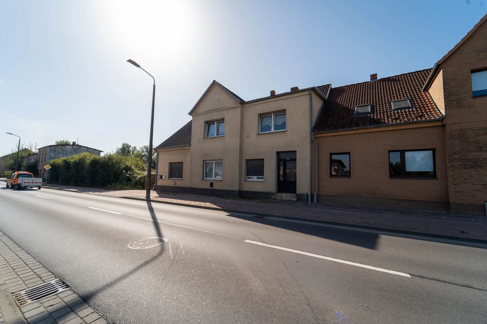 Mehrfamilienhaus in guter Wohnlage mit Potenzial: Sanieren & neu vermieten in Demmin