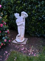 Wunderschöne dekorative Gartenfigur Düsseldorf - Lohausen Vorschau