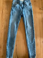 Neu Superdry Skinny Jeans 24/30 Gr 152 XXS Saarland - St. Wendel Vorschau